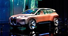 Серийный BMW iNext получит новое имя