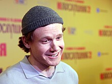«Кухня», развод, штраф на 100 тысяч рублей: как живет актер Виктор Хориняк
