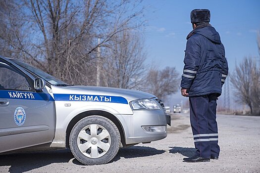 В Оше патрульному милиционеру сломали нос телефоном