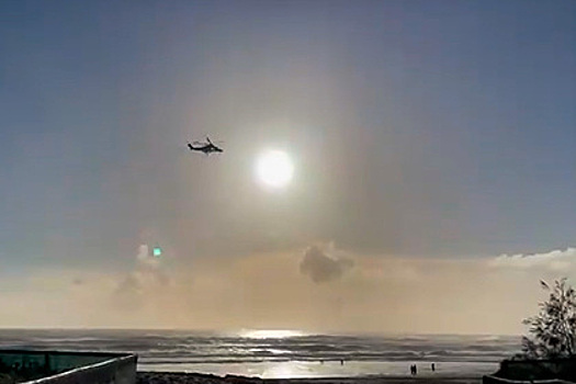 Голый мужчина остался без девушки после ночного купания в море и загадочно исчез