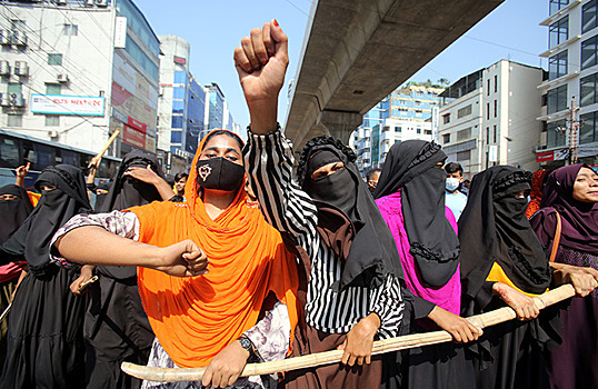 Фэшн-бренды под угрозой из-за протестов в Бангладеш