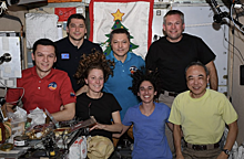Экипаж МКС встретил Новый год на российском сегменте станции