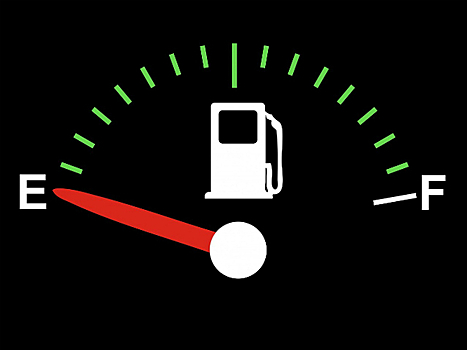 Средняя стоимость бензина в России за неделю выросла на 17 копеек