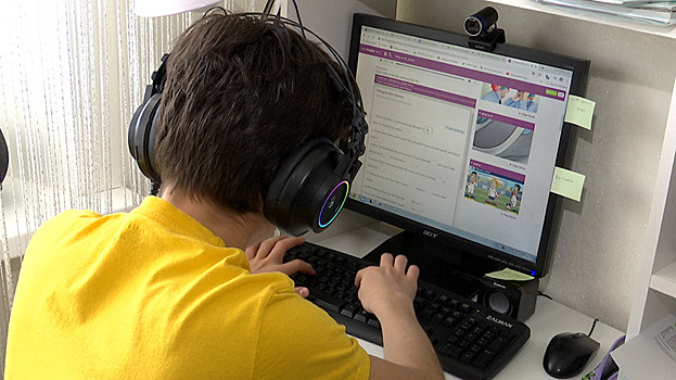 Ноябрьские школьники начнут использовать новую платформу для удалёнки