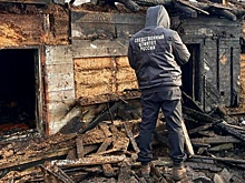 В Якутске при пожаре в частном доме погибли мужчина и ребенок