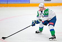 Клубы НХЛ проявляют интерес к нападающему «Салавата Юлаева» Саше Хмелевски