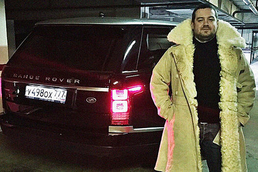Автоблогер Давидыч восхитился мужчиной, который на спор присел две тысячи раз
