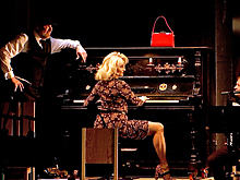 "Репетицию оркестра" представили в Ленкоме