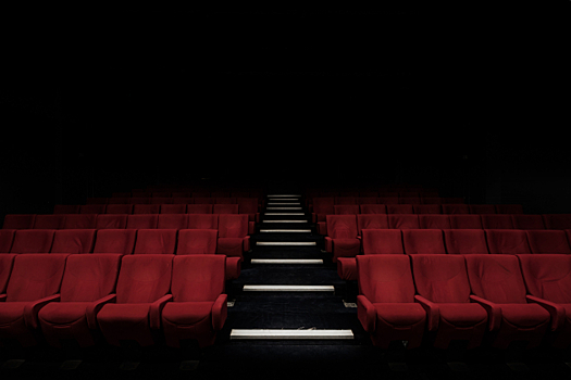 Цены на билеты в кино в следующем году вырастут на 20-25%