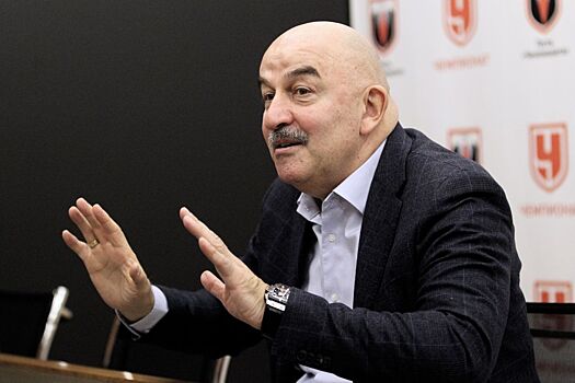 Черчесов сравнил футбол в России, Польше и Венгрии