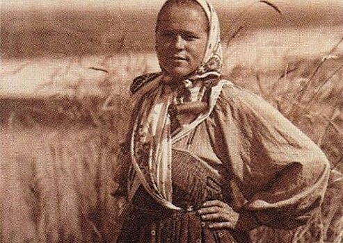 Какое значение платок имел для русских женщин