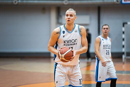 Ижевские баскетболисты «Купола-Родников» победили дома БК «Барнаул»