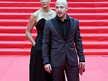 Без комплексов: 8 звездных пар, где жена выше мужа