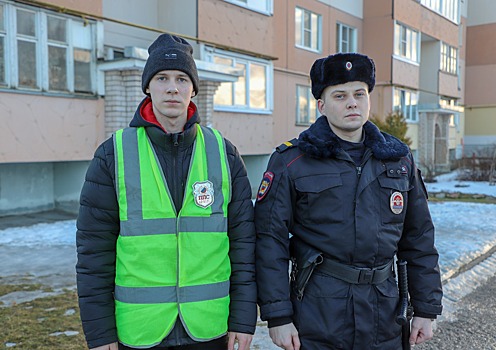 В Пскове сотрудники полиции оперативно нашли потерявшегося семилетнего ребёнка