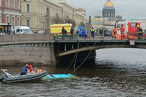 Бастрыкин поручил наградить очевидцев, спасавших людей из автобуса в Петербурге
