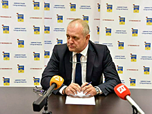 Мэр Мурманска ушёл в отставку. Он попал в скандал из-за сокрытого бизнеса бывшей жены в Латвии