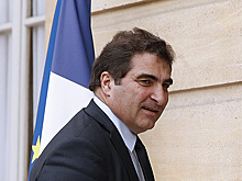 СМИ: оппозиция Франции подала заявку о вотуме недоверия правительству из-за "дела Беналля"