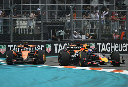 The Race: FIA проверила машину McLaren после запроса Red Bull