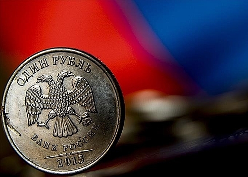 РИА Новости: падающий рубль готовит новый сюрприз