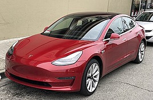 Cооснователь Tesla Эберхард подверг сомнению безопасность беспилотных автомобилей