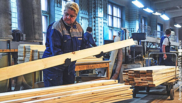 Союз садоводов попросит предоставить дачникам субсидии на лесоматериалы и металл