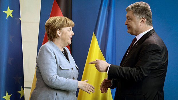 Меркель посетит Киев