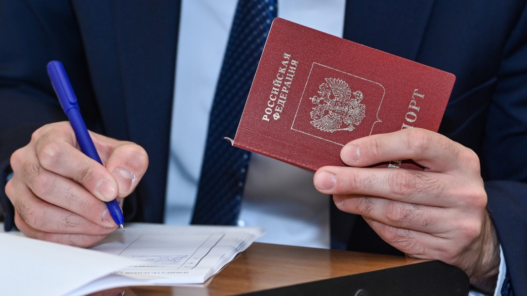 Путин дал российское гражданство американскому беженцу Роблесу