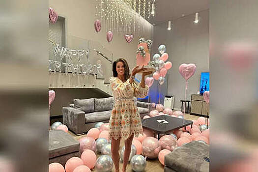 Mash: девушка Старовойта вынужденно съехала из их дома в Подмосковье в гостиницу