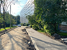 В двух дворах Старого Крюково идут работы по комплексному ремонту асфальта