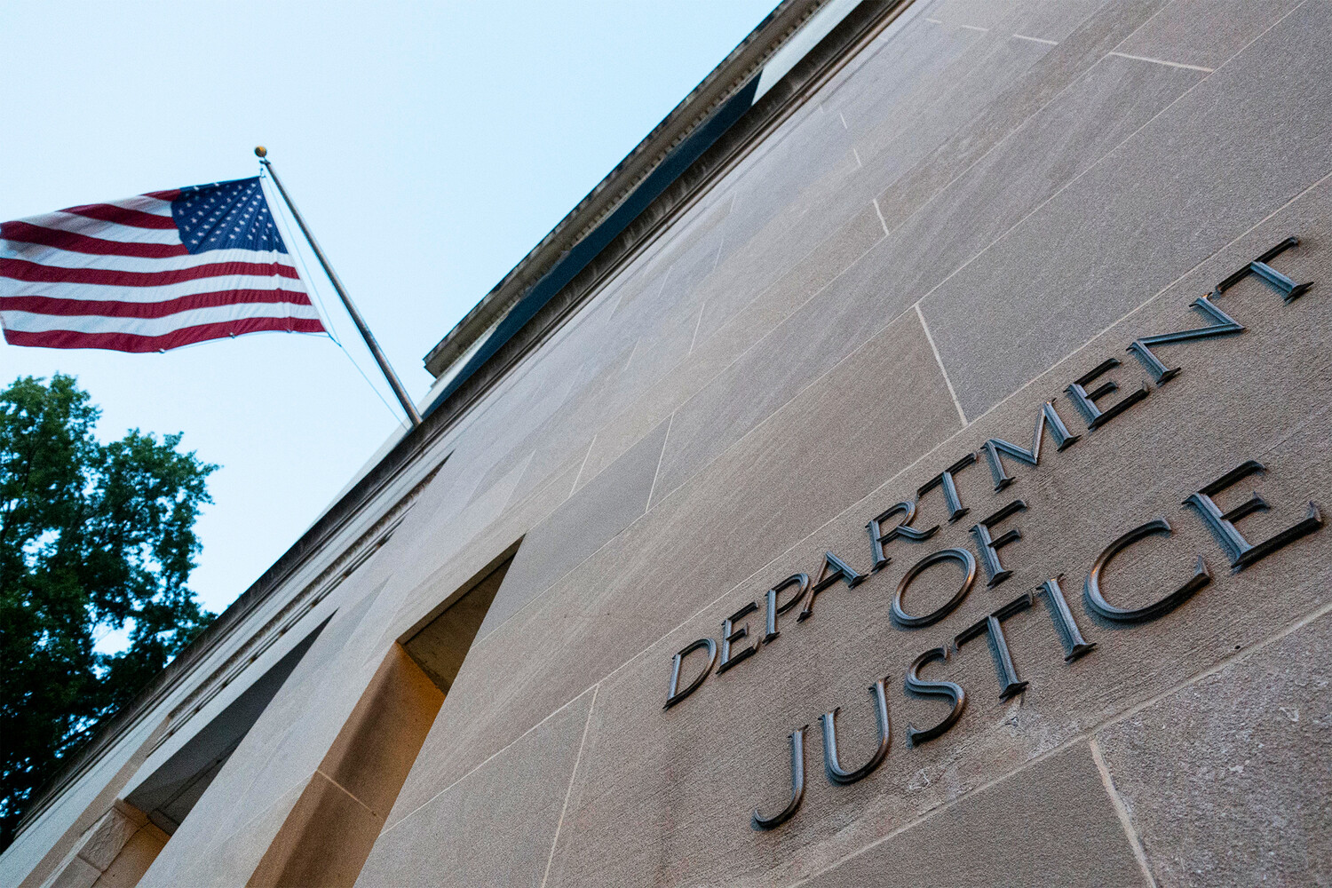 NYT: Минюст США подал в суд на TikTok за сбор персональных данных детей