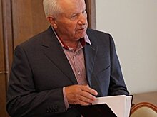 Политик, пришедший с мороза. Главному социалисту Украины – от 19 до 75