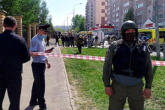 Девятерых пострадавших при стрельбе в Казани отправят на лечение в Москву
