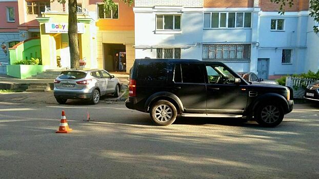 В Кирове под колеса «Ленд Ровера» попал 8-летний мальчик