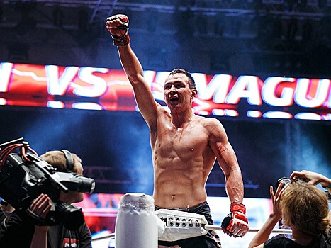 Дамир Исмагулов победил Максима Дивнича в бою за титул M-1 в лёгком весе