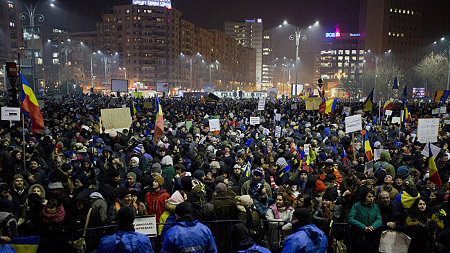 Какие протесты проходят сегодня в мире