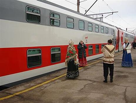 Из Тольятти отправился первый двухэтажный поезд в Москву