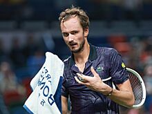 «Нам нужно было что-то изменить». Медведев — о новом тренере и игре в Шанхае