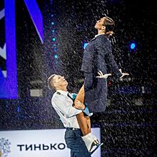 Бузова оценила свое выступление с Соловьевым на ледовом шоу: «Это кусочек моей жизни». Но члены жюри не оценили