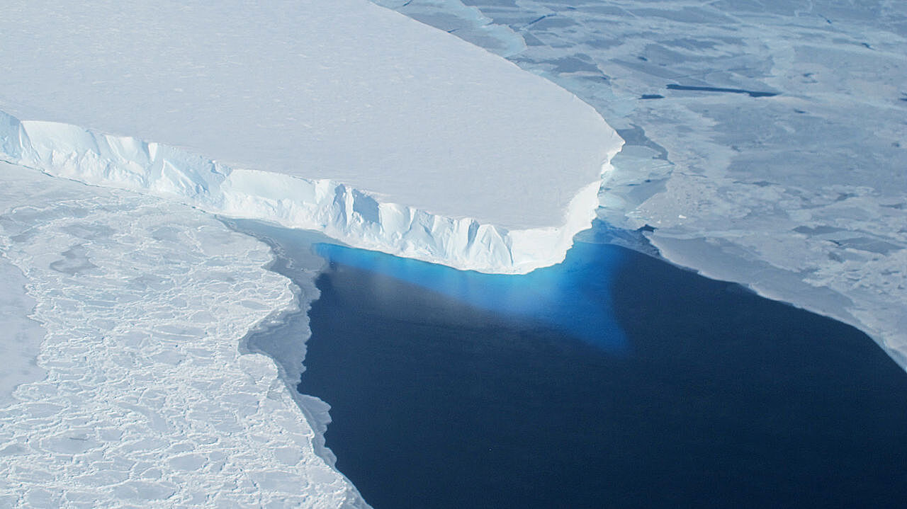 Ученые: «ледник судного дня» необратимо тает