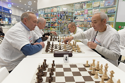 Шахматный турнир среди пенсионеров провели в Балашихе