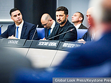 От Зеленского на саммите НАТО потребовали «убрать подальше кружку для подаяний»