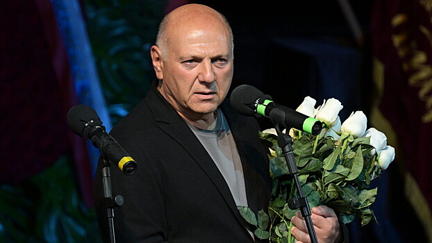 Трагедия в личной жизни и раскол в театре: судьба Сергея Газарова