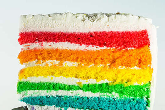 В нижегородской кондитерской решили изменить вид радужного торта