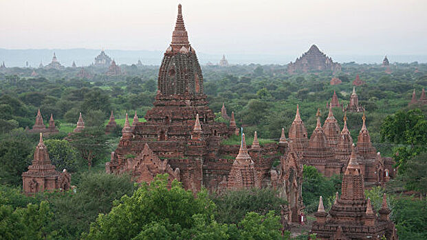 Вместо туристов в древний город Баган в Мьянме пришли мародеры