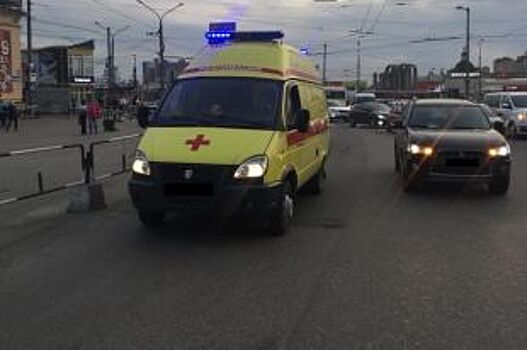 В Перми автомобиль сбил велосипедистку