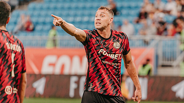 Тедеев о незабитом пенальти Дзюбы «Зениту»: «Артем был выхолощен к концу матча. Перед игрой он сказал правильную речь, я невольно вспомнил, что он делал на ЧМ как личность, когда он всколыхнул всю страну»