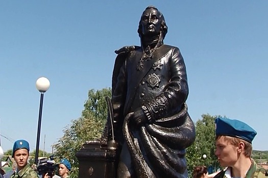 Памятник скульптора из Саратовской области открыли в Оренбурге