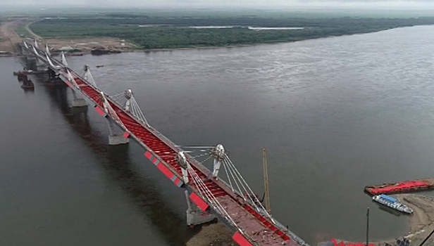 Пункт пропуска у международного моста через Амур откроется в 2022 году