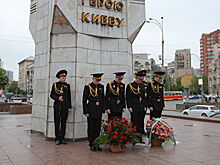 На Украине радикалы напали на людей, ехавших на День Победы