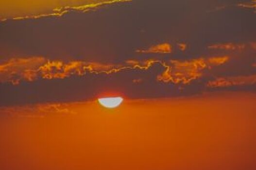 Хабиров поделился фотографиями солнечного затмения